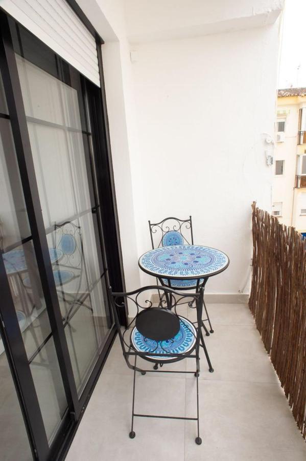 Apartamento Three Bedroom In Location Estepona